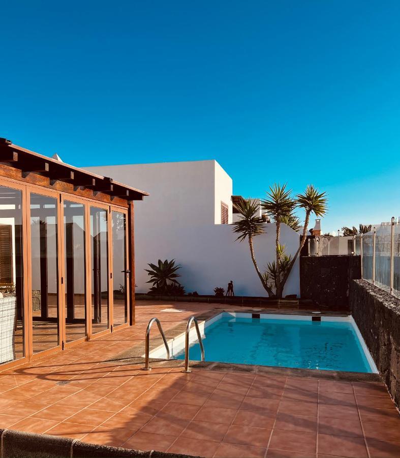 Mi Villa Playa Blanca  Exterior photo