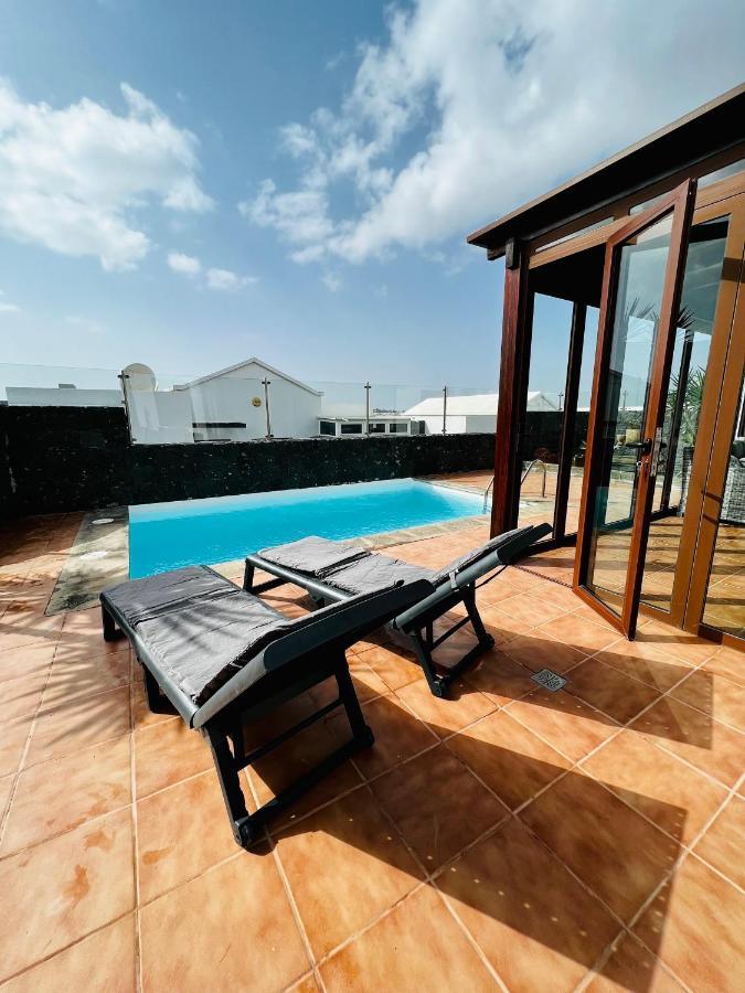 Mi Villa Playa Blanca  Exterior photo